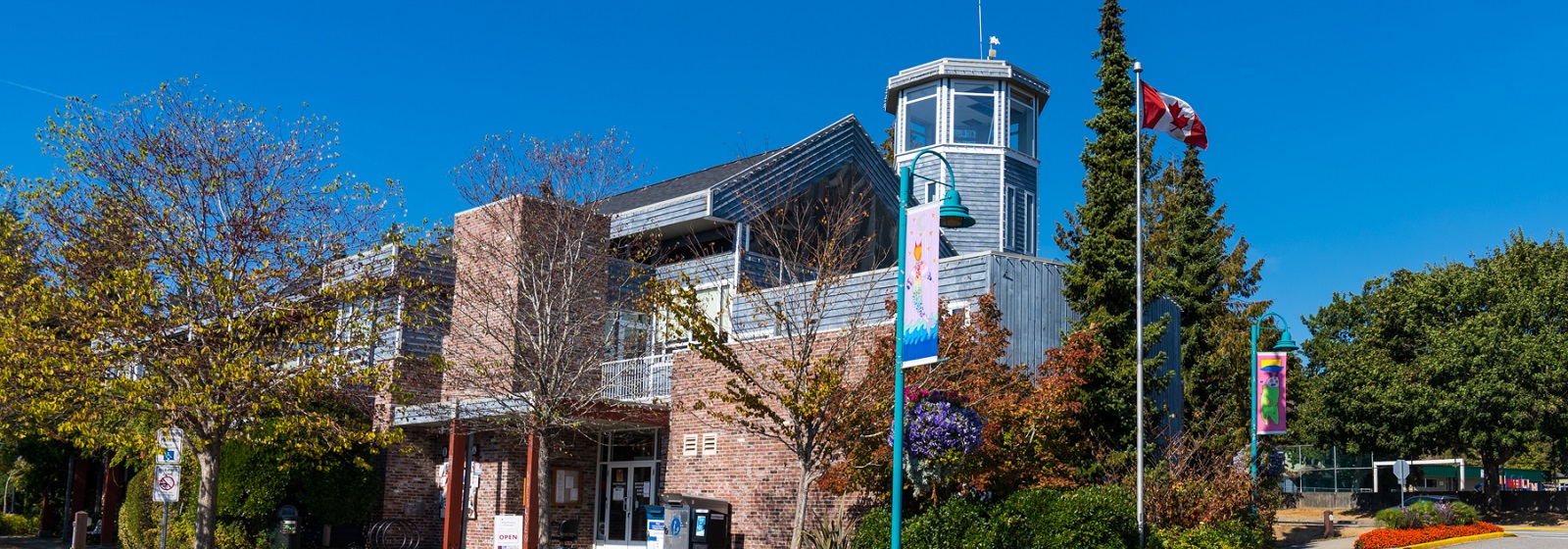 Municipal Hall Building from the outside